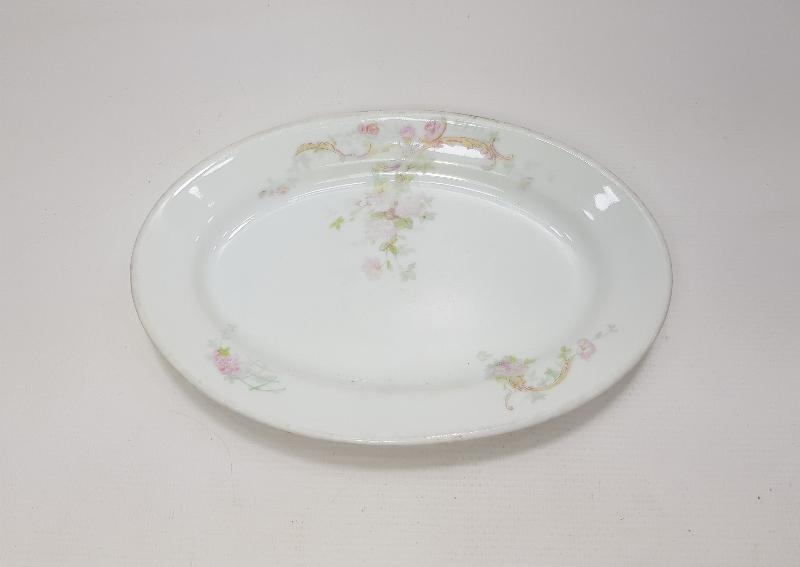 OSMANLI DÖNEMİ ÜNLÜ TÜCCAR ELIAS CARACO DAMGALI PORSELEN KAYIK TABAK