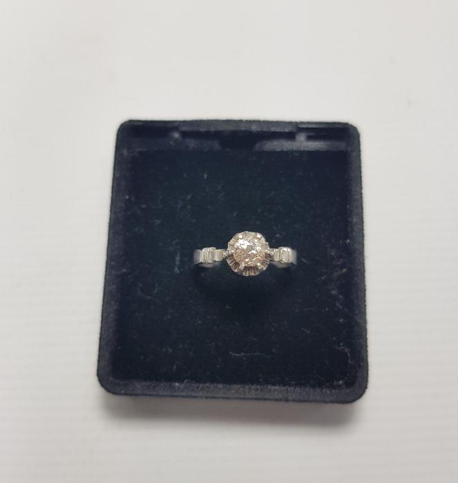 TEKTAŞ PIRLANTA YÜZÜK 