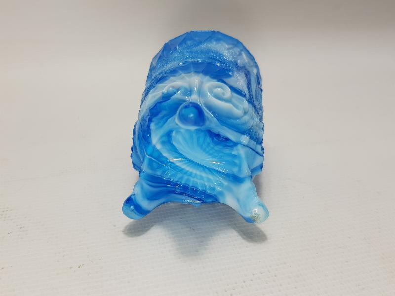 19. YÜZYIL AVRUPA YAPIMI ÜÇ AYAKLI OPAL SUNUMLUK BARDAK