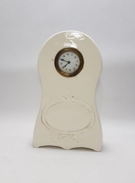 1900'LERDEN PORSELEN KASALI MASA SAATİ 