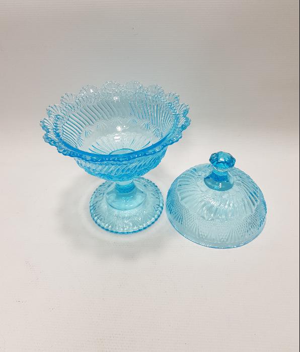 1900'LÜ YILLARDAN MAVİ RENKLİ CAM ŞEKERLİK