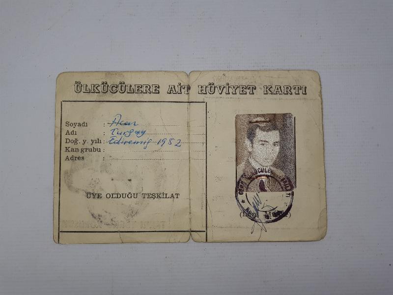 1970'LERDEN ÜLKÜCÜLERE AİT HÜVİYET KARTI 
