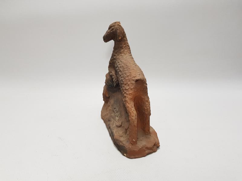 ANTİKA PİŞMİŞ TOPRAK DAĞ KEÇİSİ