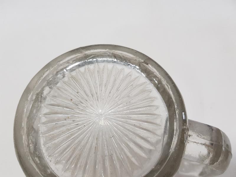 OSMANLI DÖNEMİ AY YILDIZLI BAYRAK VE ASLAN KABARTMA RESİMLİ BİRA BARDAĞI