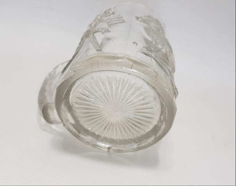 OSMANLI DÖNEMİ AY YILDIZLI BAYRAK VE ASLAN KABARTMA RESİMLİ BİRA BARDAĞI