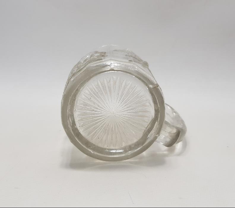 OSMANLI DÖNEMİ AY YILDIZLI BAYRAK VE ASLAN KABARTMA RESİMLİ BİRA BARDAĞI