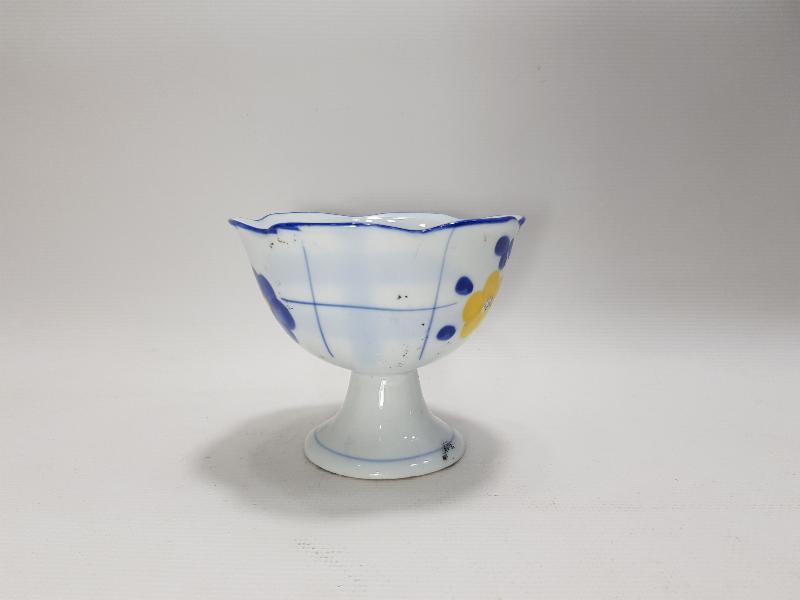 OSMANLI PAZARI İÇİN YAPILMIŞ PORSELEN SUNUMLUK 