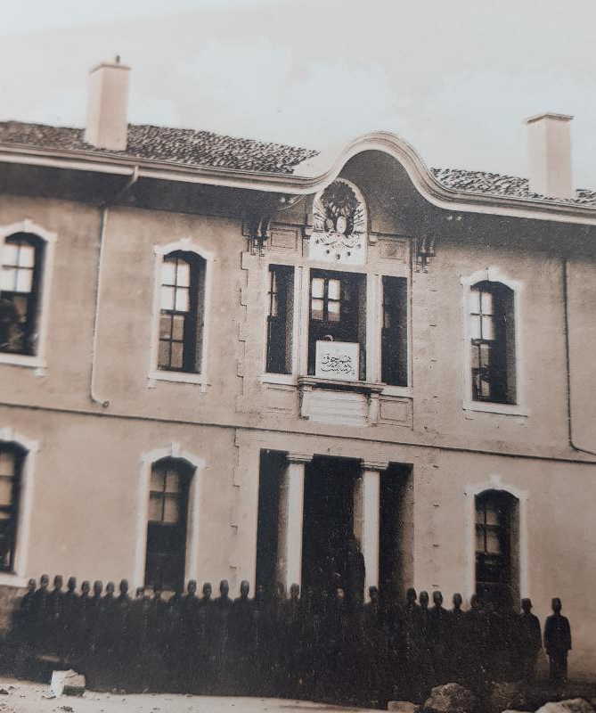 OSMANLICA GRAVÜR: BURSA SÖĞÜD'DE HAMİDİYE MEKTEBİ İDADİYEİ MÜLKİYESİ