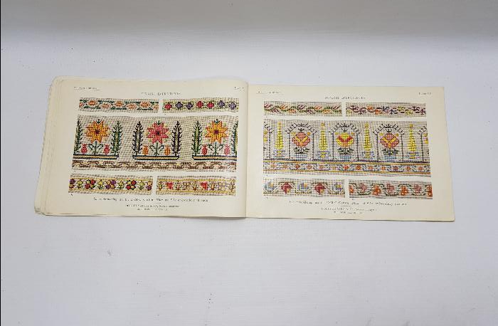 TEKSTİL TARİHİ:  1910 TARİHLİ TÜRK NAKIŞLARI KİTABI - TURKISH EBROIDERIES BOOK