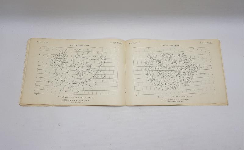TEKSTİL TARİHİ:  1910 TARİHLİ TÜRK NAKIŞLARI KİTABI - TURKISH EBROIDERIES BOOK