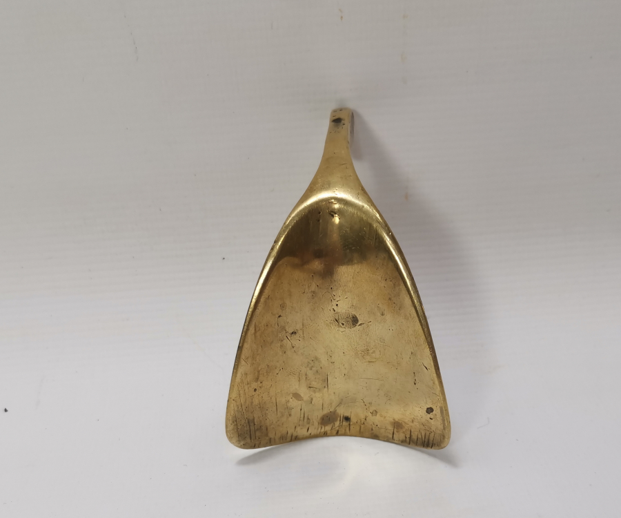 ANTİKA AYAKKABI ÇEKECEĞİ