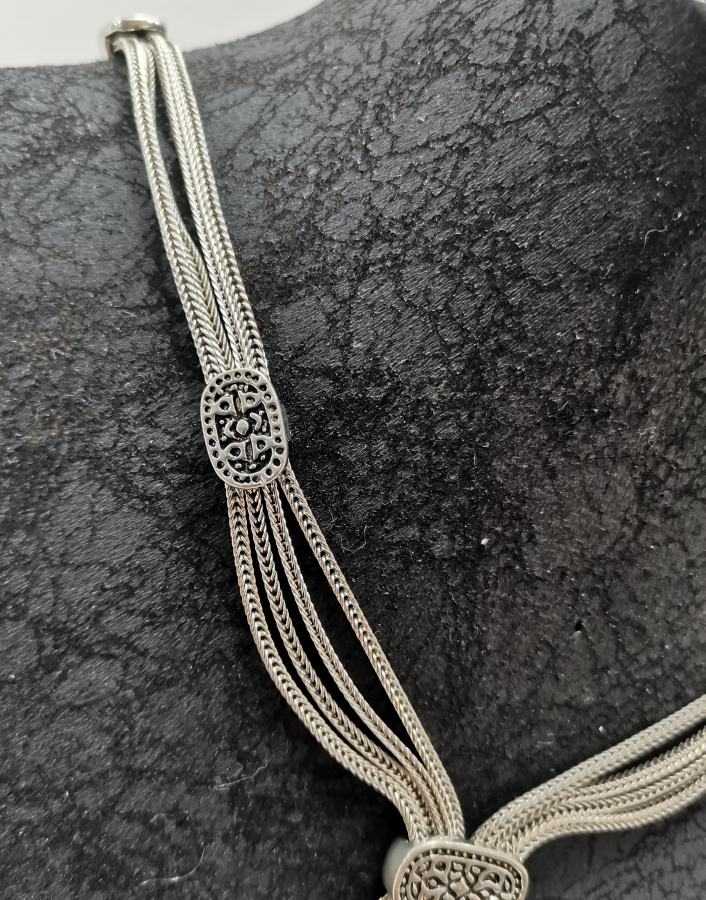 GRANAT TAŞLI GÜMÜŞ GERDANLIK