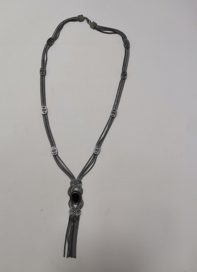 GRANAT TAŞLI GÜMÜŞ GERDANLIK