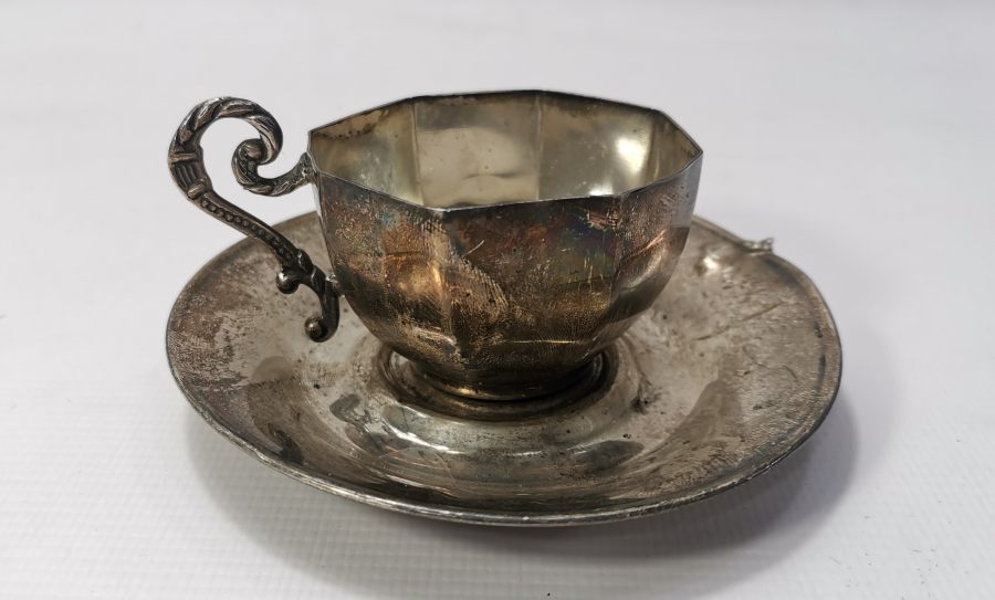 GÜMÜŞ KAHVE FİNCANI VE ALTLIĞI