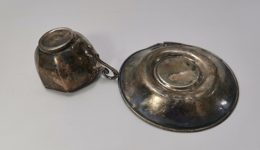 GÜMÜŞ KAHVE FİNCANI VE ALTLIĞI