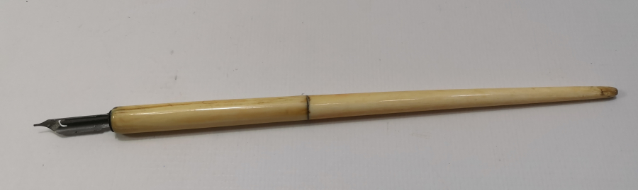 OSMANLI DÖNEMİ FİLDİŞİ ÜZERİ MİNELİ DİVİT