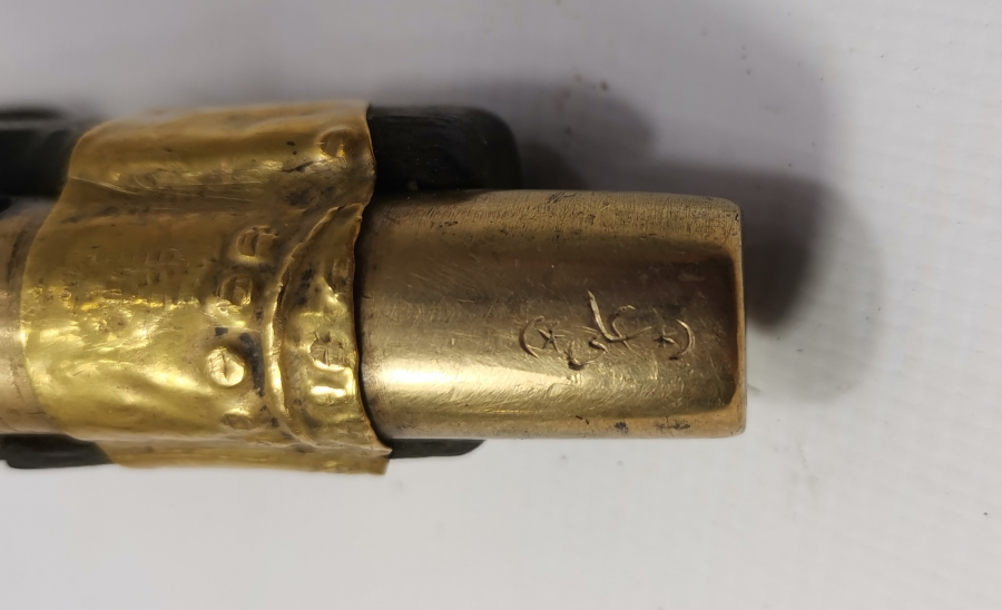 OSMANLI DÖNEMİ NADİR FORMDA ÜZERİ OSMANLICA YAZILI FİTİLLİ PİŞTOV