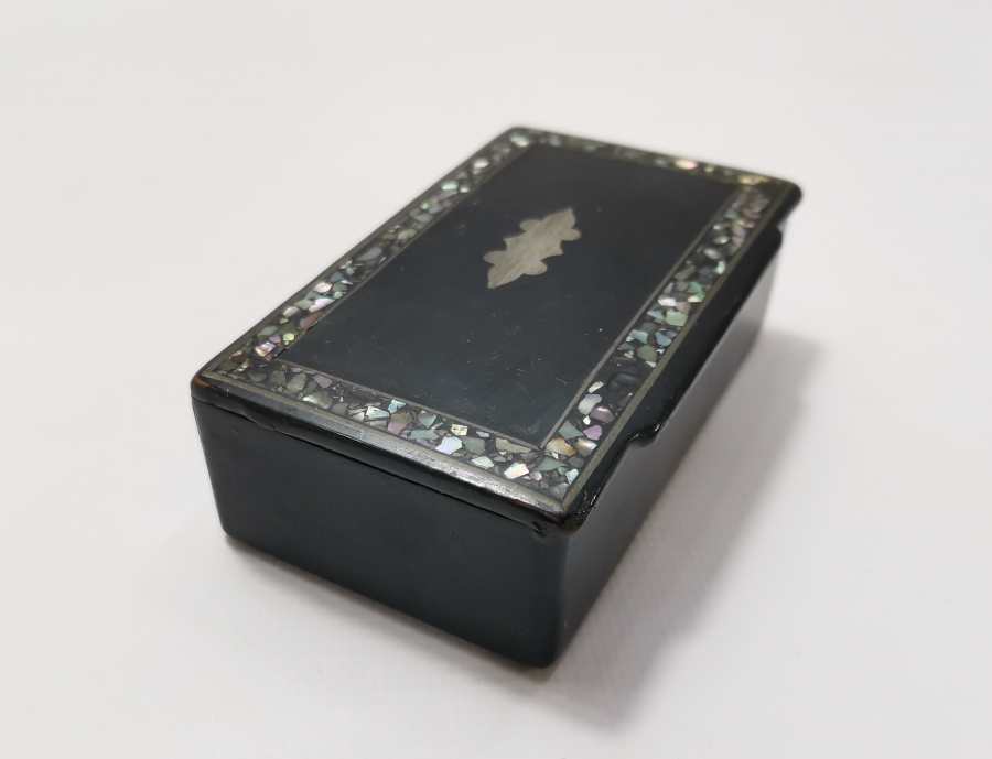 OSMANLI DÖNEMİ PAPİER MACHE TÜTÜN TABAKASI