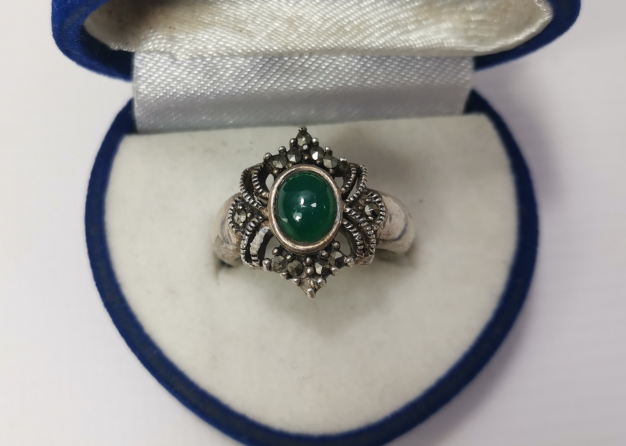 YEŞİM TAŞLI GÜMÜŞ KOLYE UCU