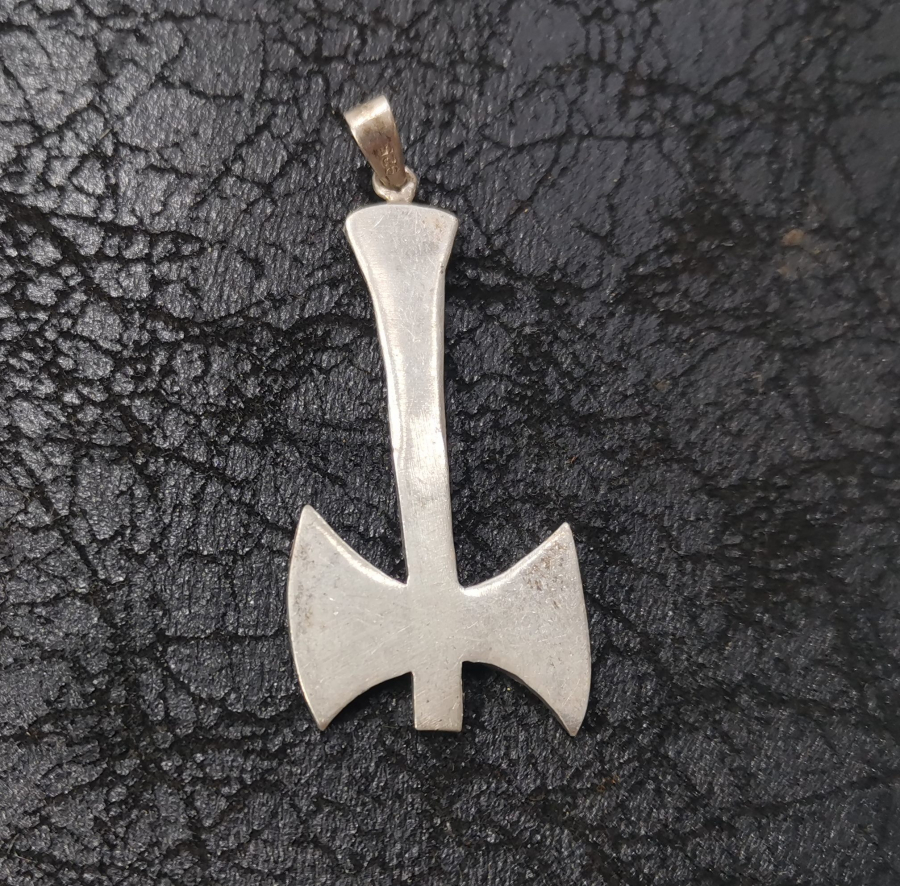 BALTA FORMUNDA GÜMÜŞ KOLYE UCU