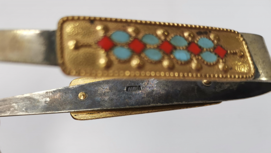 GÜMÜŞ ÜZERİ ALTIN VERMEYLİ VE MİNELİ ŞEKER TUTACAĞI