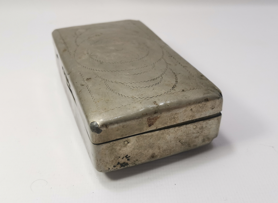 OSMANLI DÖNEMİ KALEM İŞÇİLİKLİ ASKERİ TÜTÜN TABAKASI