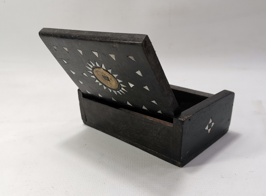 OSMANLI DÖNEMİ SEDEF İŞÇİLİKLİ AHŞAP KUTU