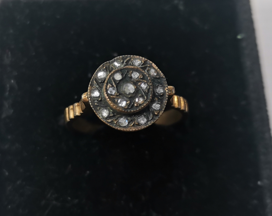 ÖZEL YAPIM DİVANHANE ÇİVİSİ MODEL ELMASLI YÜZÜK