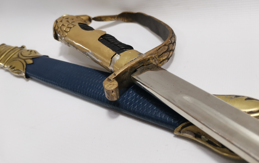 CUMHURİYET BAŞLARI BOYNUZ SAPLI NADİR HAVACI SUBAY KILICI