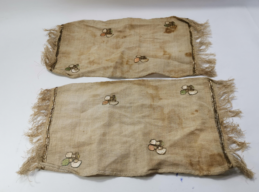 OSMANLI DÖNEMİ 2 ADET GÜMÜŞ SIRMA İŞÇİLİKLİ BEZ