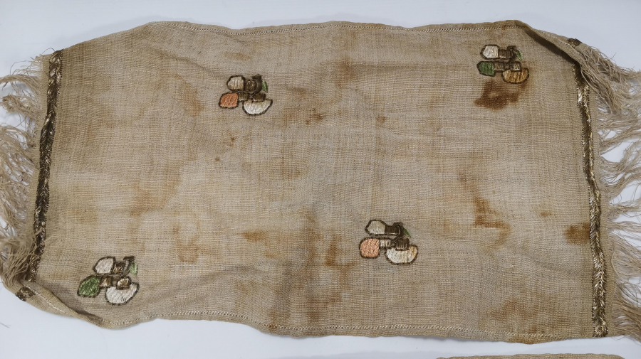 OSMANLI DÖNEMİ 2 ADET GÜMÜŞ SIRMA İŞÇİLİKLİ BEZ