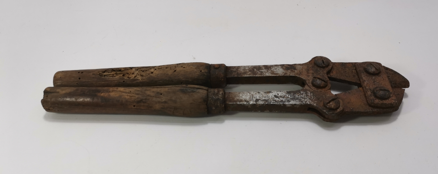 KURTULUŞ SAVAŞI DÖNEMİ YUNAN TEL KESME ALETİ