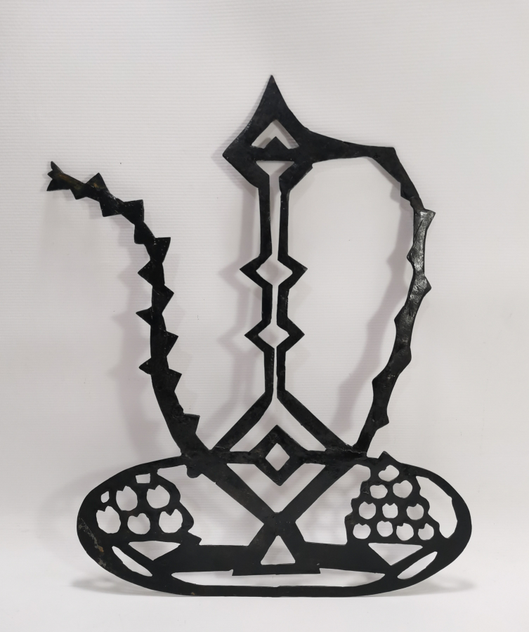 İBRİK FORMUNDA EL YAPIMI BÜYÜK BOY DUVAR APLİĞİ