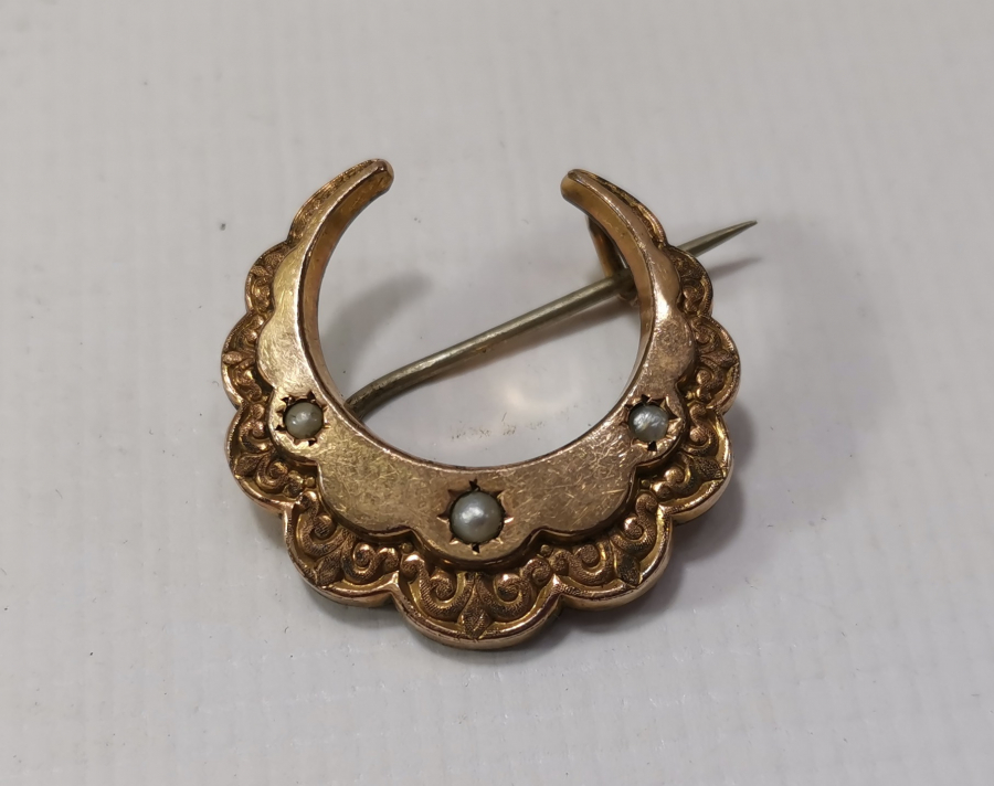 OSMANLI DÖNEMİ HİLAL FORMUNDA İNCİLİ BROŞ