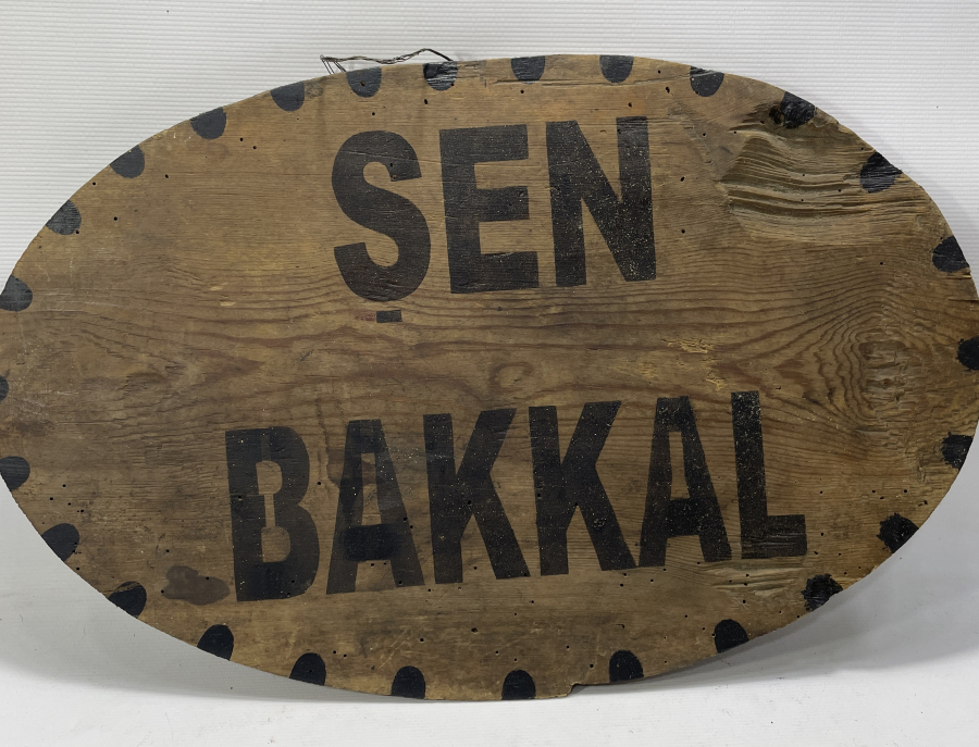 ANTİKA AHŞAP ŞEN BAKKAL TABELASI