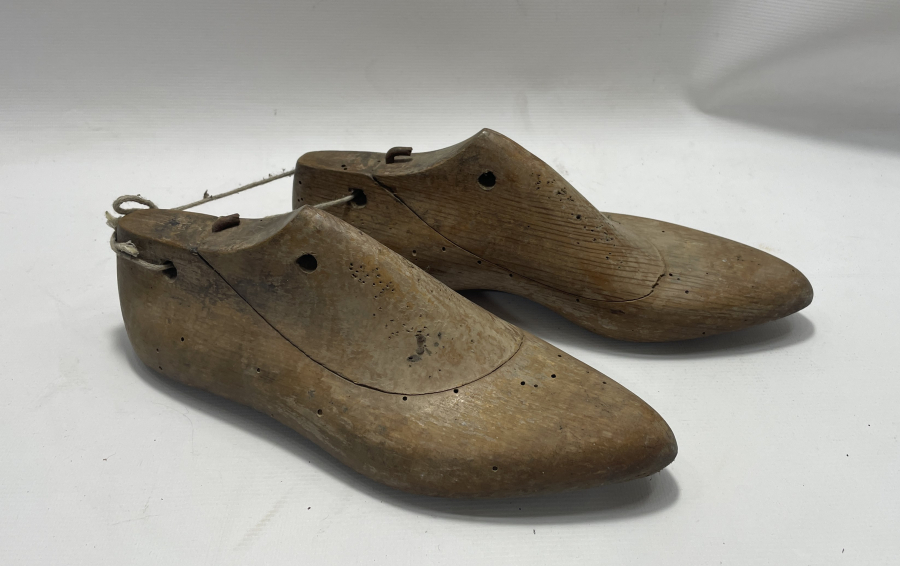 CUMHURİYET BAŞLARI AYAKKABICI KALIBI