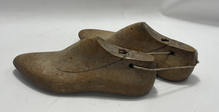 CUMHURİYET BAŞLARI AYAKKABICI KALIBI