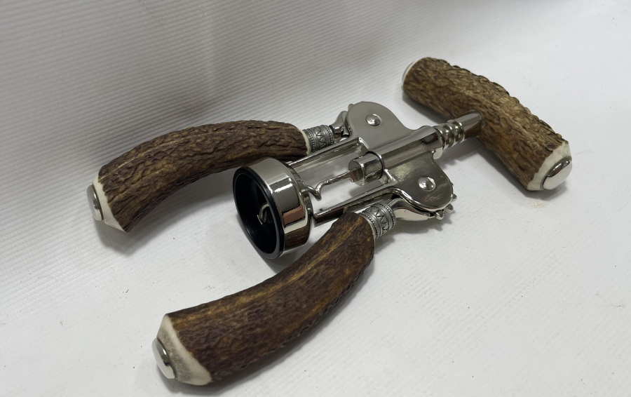 GEYİK BOYNUZUNDAN MAMUL ŞARAP AÇACAĞI - TÜRBİŞON