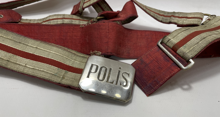 GÜMÜŞ SIRMALI ÇOK NADİR POLİS KOMİSERİ KILIÇ KUŞAMI KEMERİ