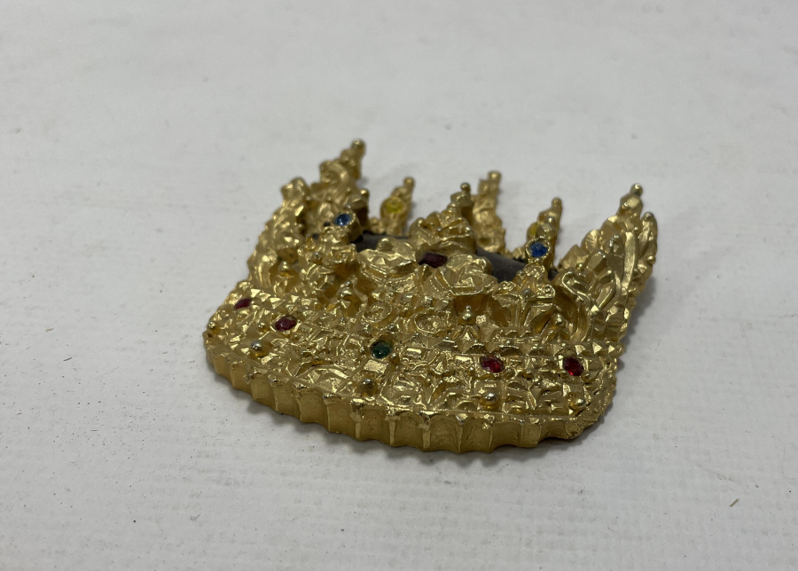 KRAL TACI FORMUNDA ÜZERİ TAŞLI KAĞIT AĞIRLIĞI