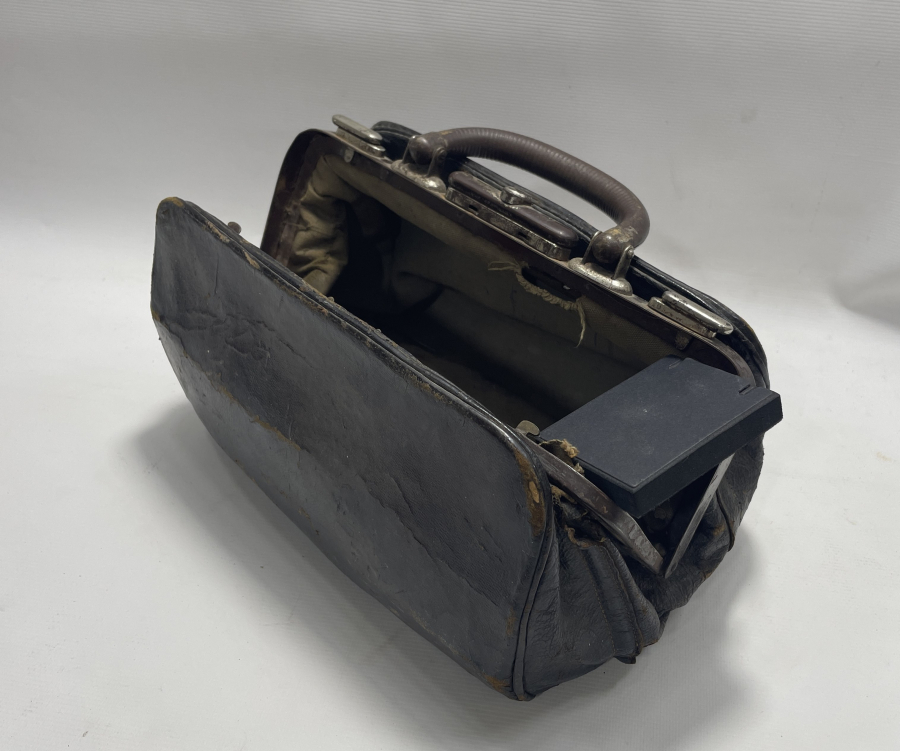 OSMANLI DÖNEMİ ÇOK NADİR TABİP SUBAY ÇANTASI