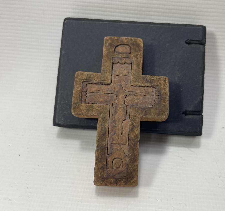 OSMANLI DÖNEMİ EL OYMA HAÇ FORMUNDA RUM İKONA