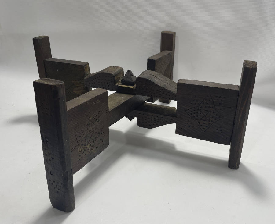 OSMANLI DÖNEMİ İŞLEMELİ AHŞAP SOFRA ALTLIĞI