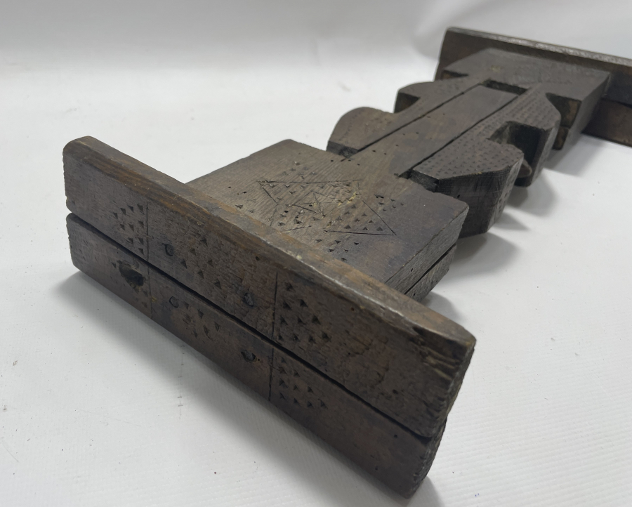 OSMANLI DÖNEMİ İŞLEMELİ AHŞAP SOFRA ALTLIĞI