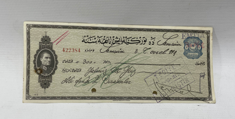 OSMANLICA YAZILI VE ATATÜRK GÖRSELLİ İŞ BANKASI ÇEK