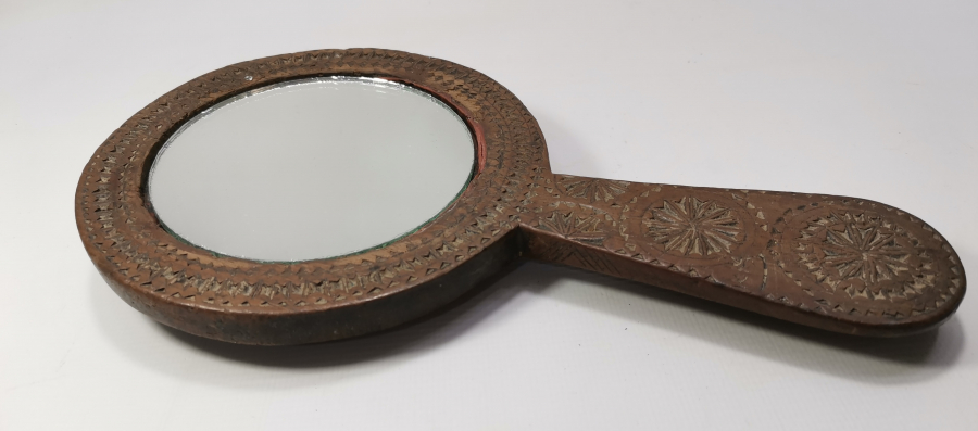 OSMANLI DÖNEMİ ÜZERİ OSMANLICA YAZILI EL OYMA AHŞAP GELİN AYNASI