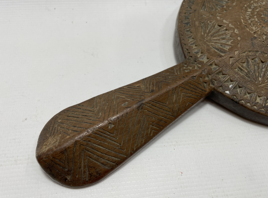 OSMANLI DÖNEMİ ÜZERİ OSMANLICA YAZILI EL OYMA AHŞAP GELİN AYNASI