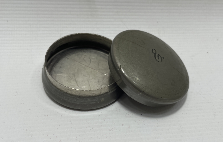 ÜZERİ OSMANLICA YAZILI OSMANLI DÖNEMİ NADİR FORMDA TESBİH KUTUSU