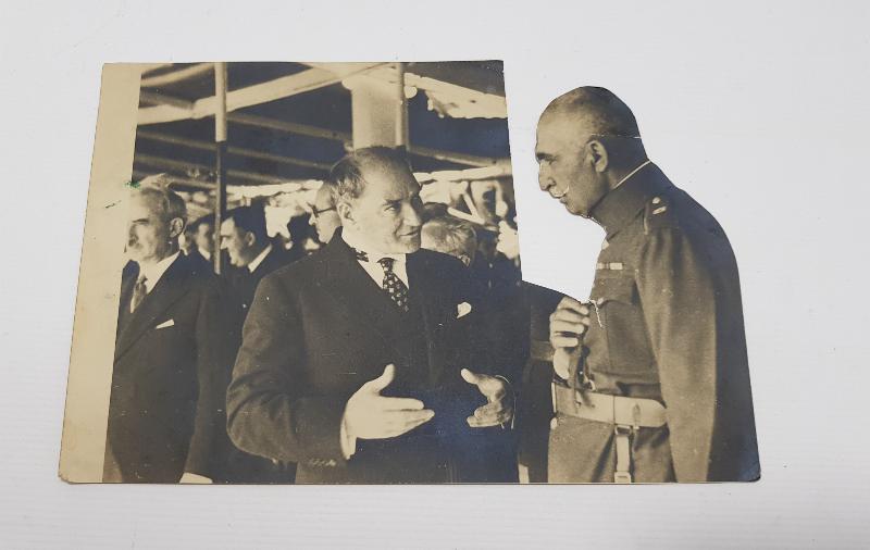 GAZİ MUSTAFA KEMAL ATATÜRK İRAN ŞAHI PEHLEVİ İLE BİRLİKTE