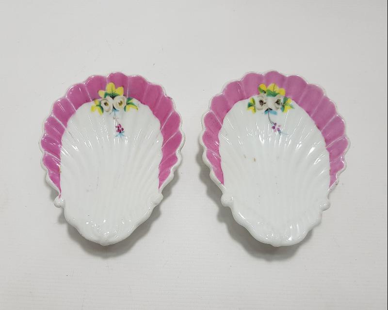 OSMANLI DÖNEMİ LEVANTEN İŞİ BİR ÇİFT SUNUMLUK